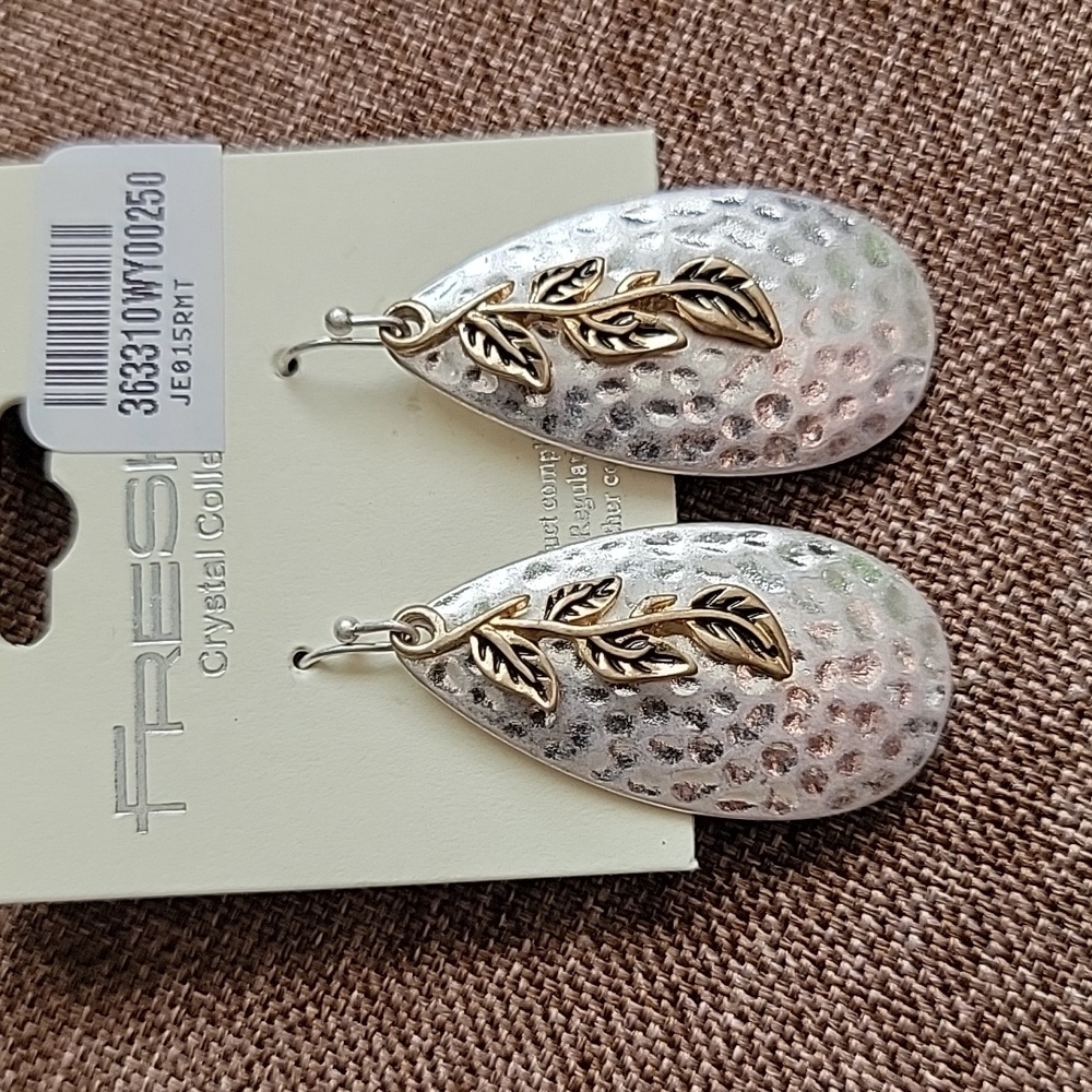 Two-tone earrings